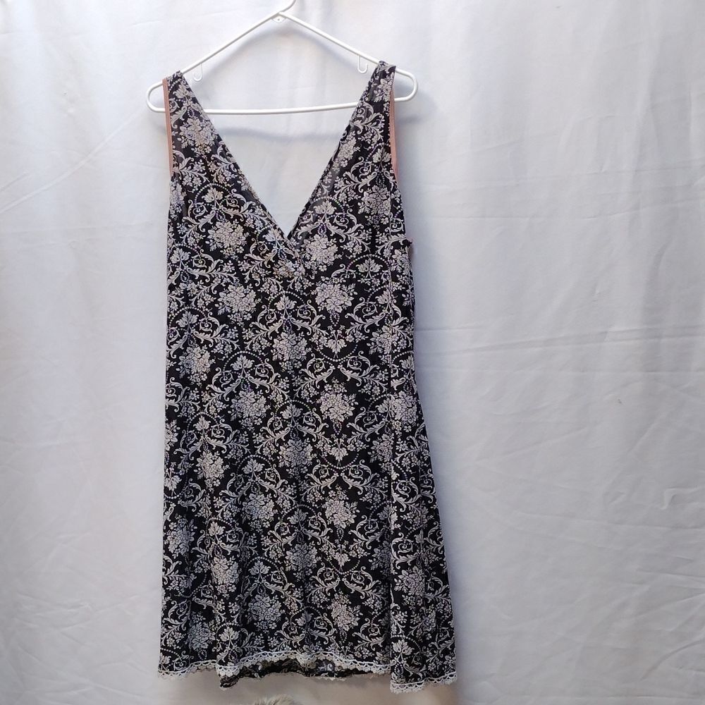 Delicates night dress  - Picture 5 of 5